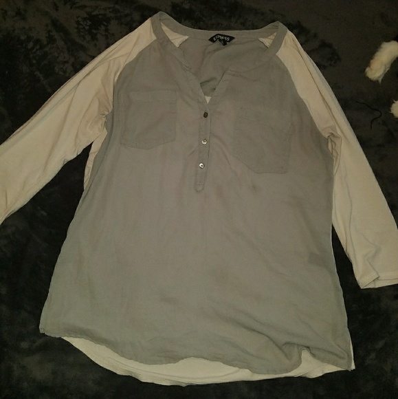 Shirt - Picture 1 of 4